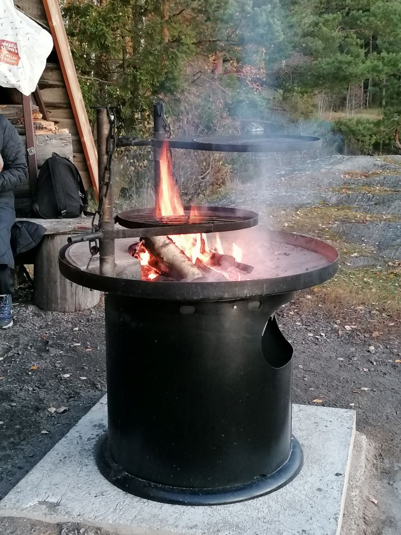 Saittalhden laavun nuotiopaikka.